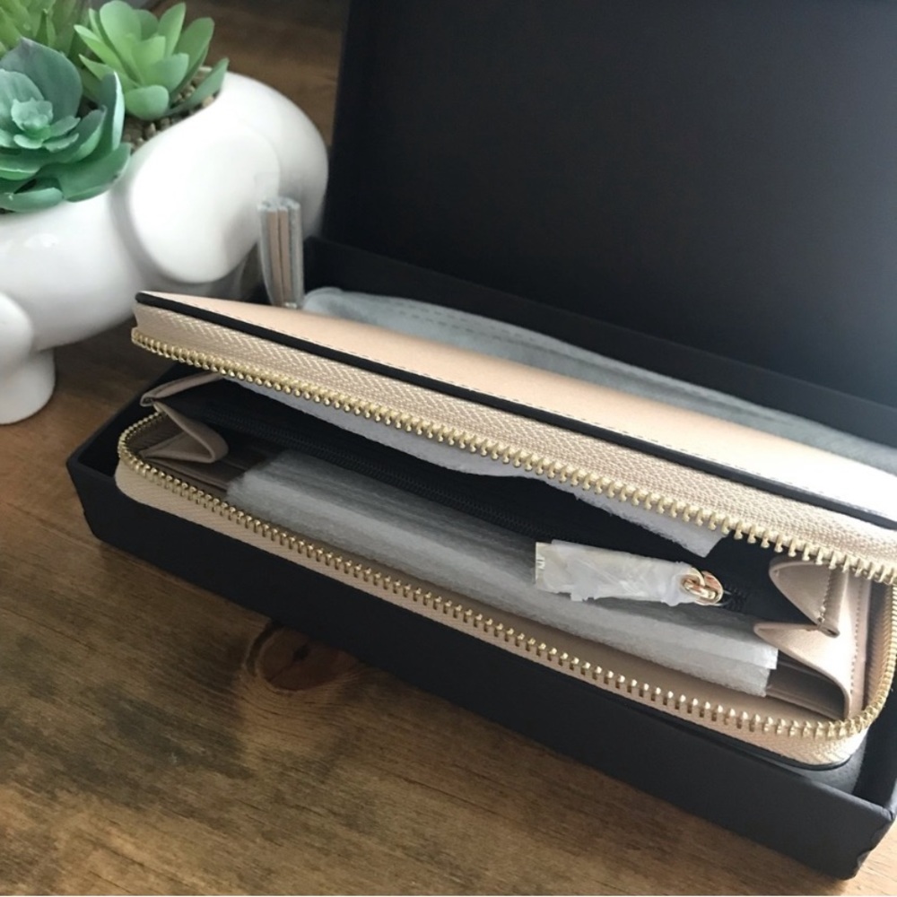 Saks Fifth Avenue Wallet